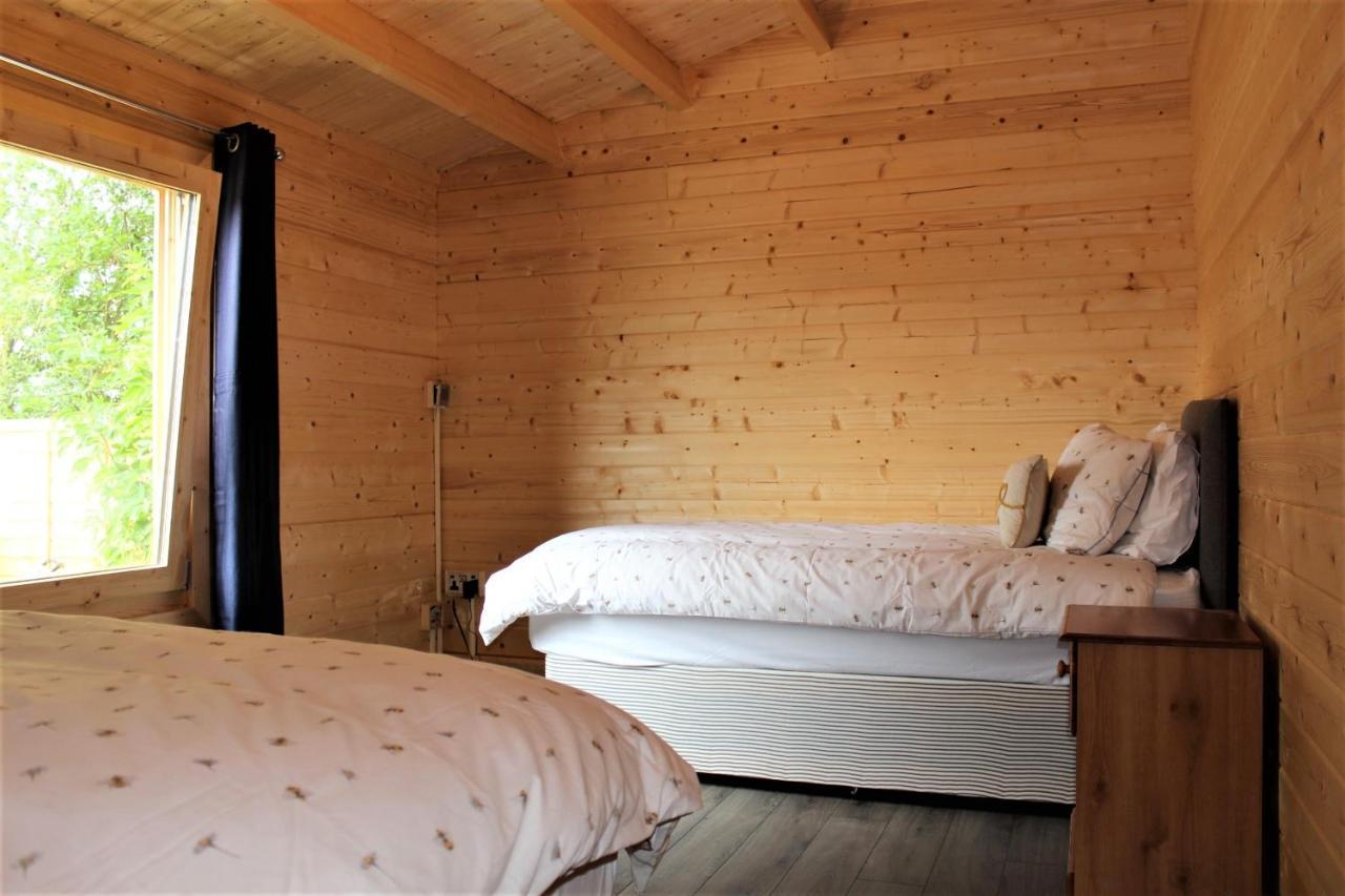 Stunning 5-Bed Cabin In Ashton Under Hill Evesham Eksteriør bilde